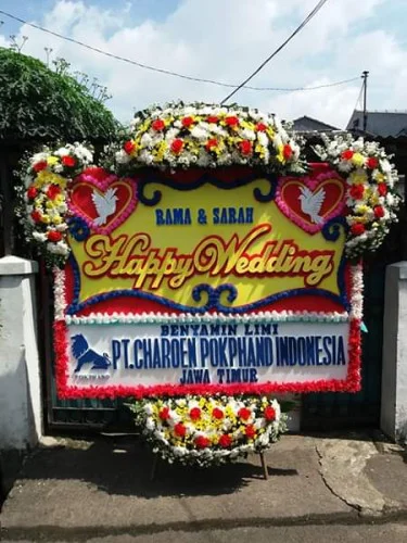 Karangan Bunga Pernikahan Rajabasa
